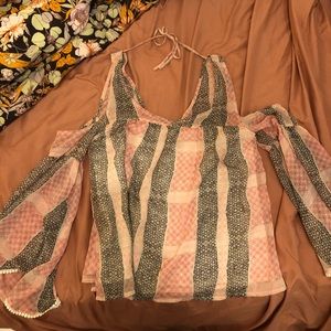 Abercrombie & Fitch size M flowy top / blouse